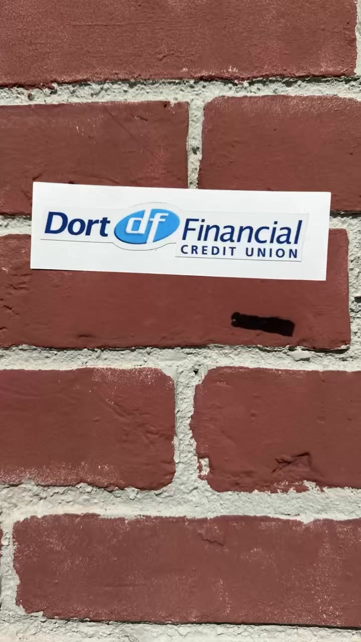 Same logo, different views 💙